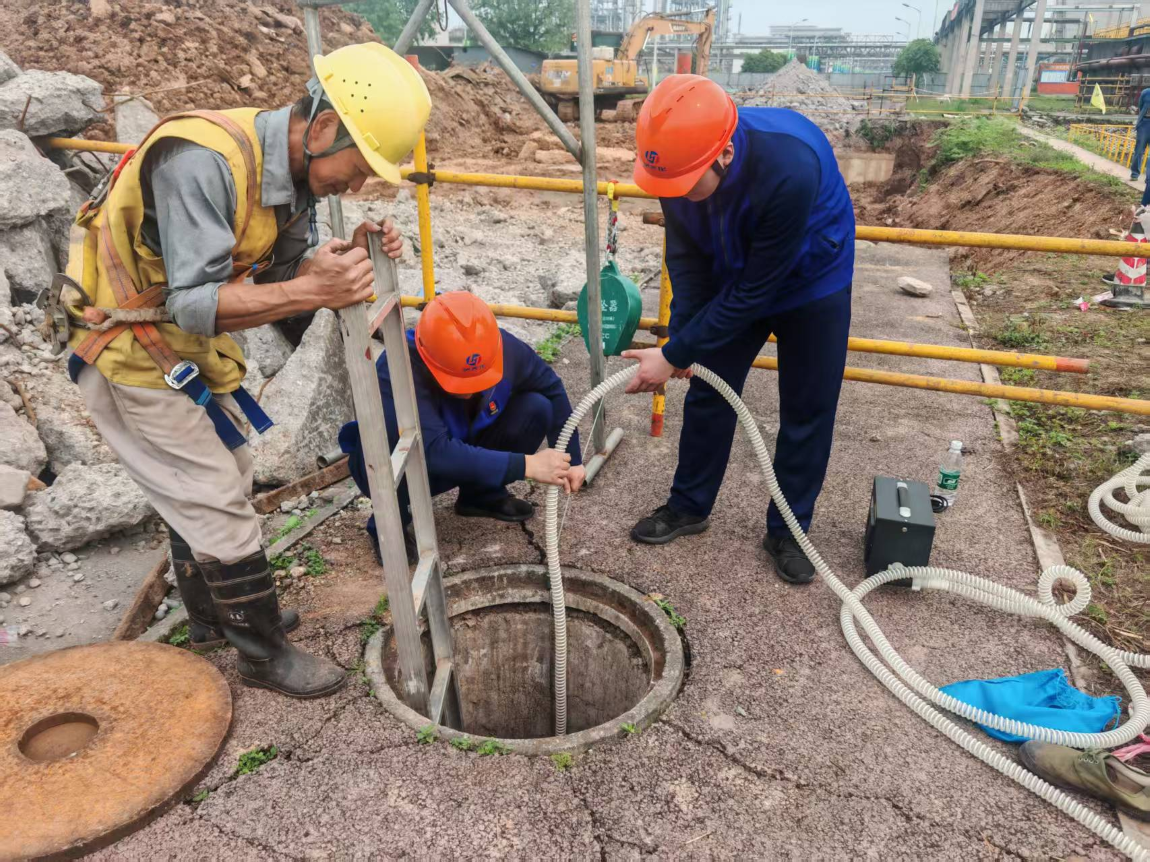 化工园区西区污水提升项目 有限空间作业顺利完成(图2)