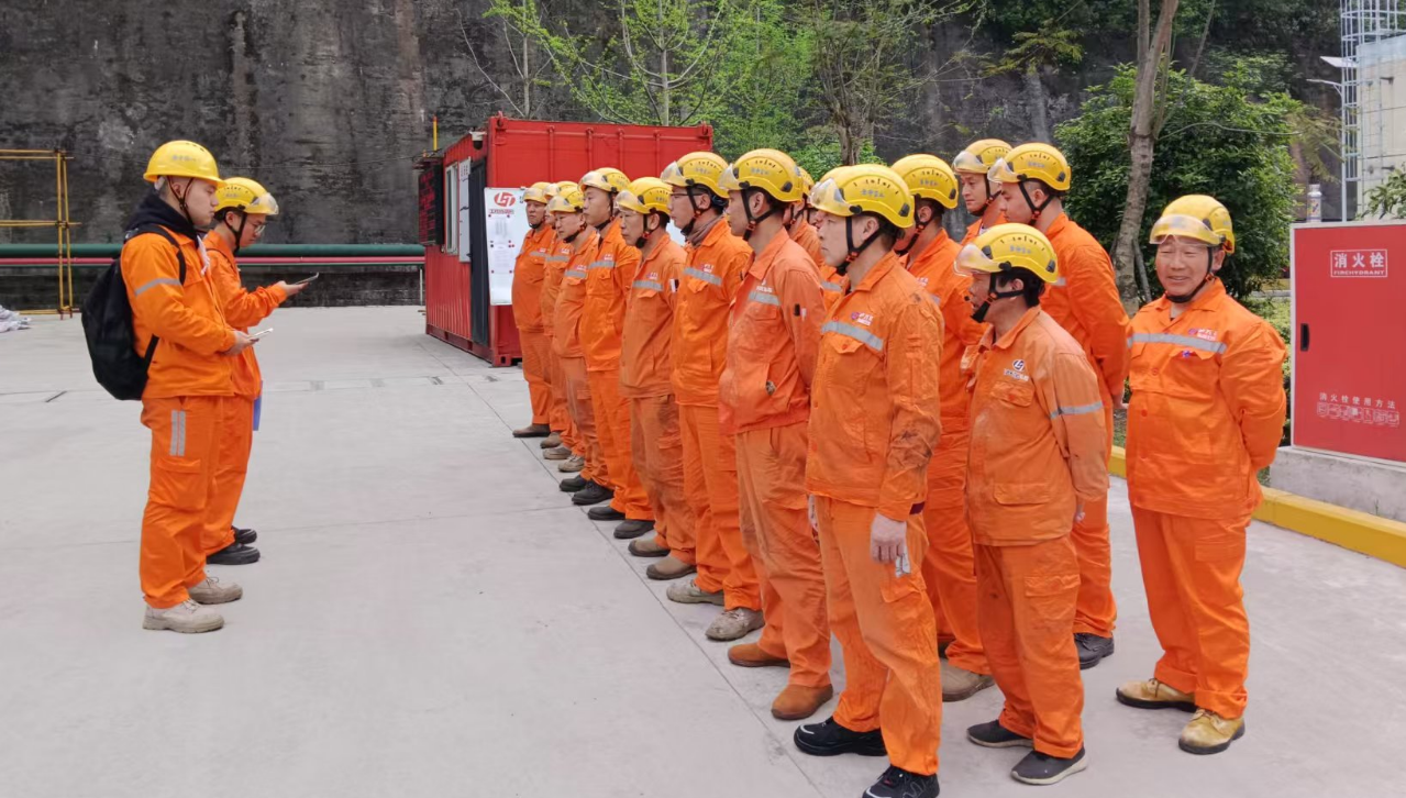 全力以赴搞建设 方圆之间显担当(图1) 全力以赴搞建设 方圆之间显担当(图1)