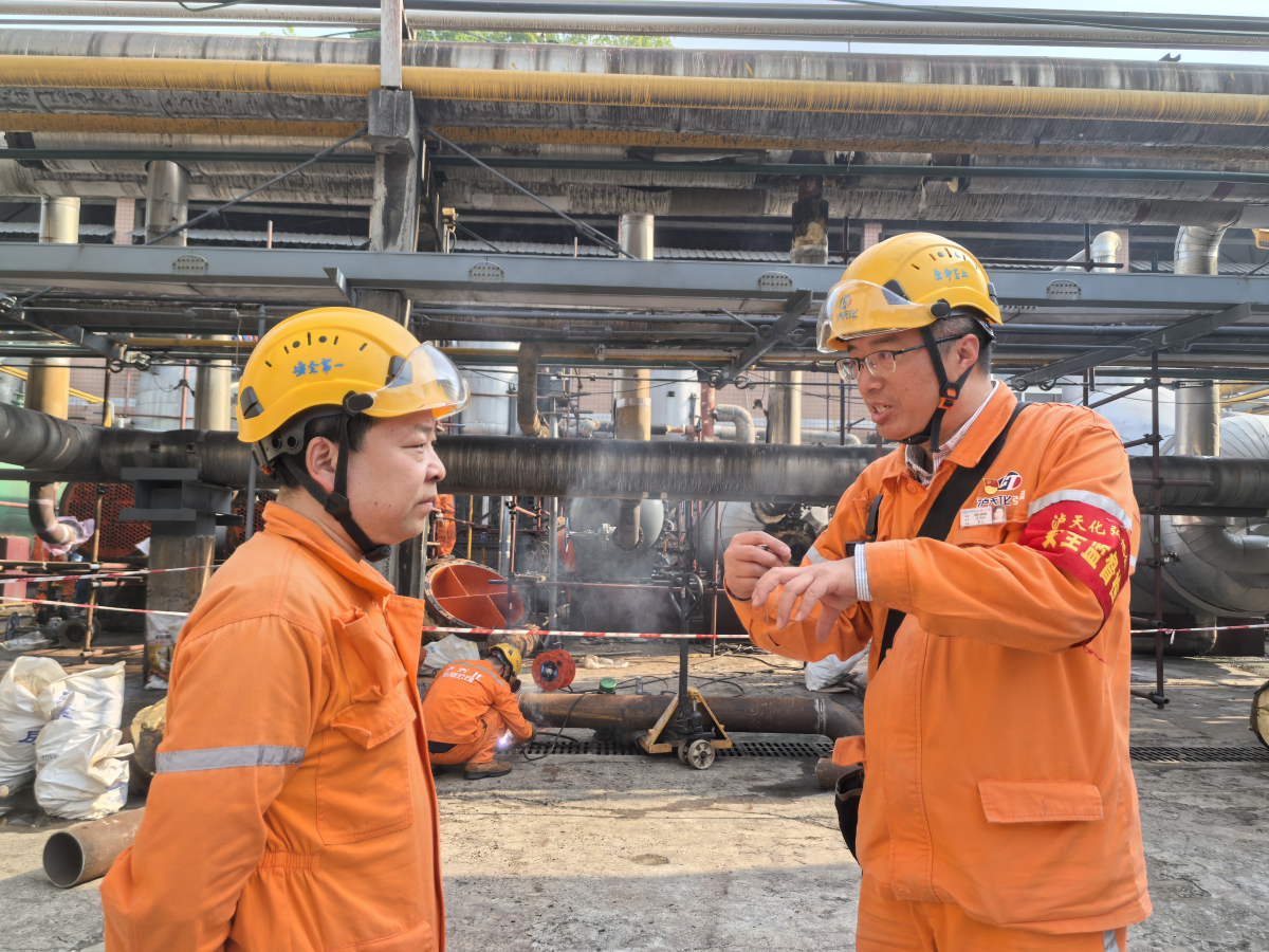 全力以赴搞建设 方圆之间显担当(图3) 全力以赴搞建设 方圆之间显担当(图3)