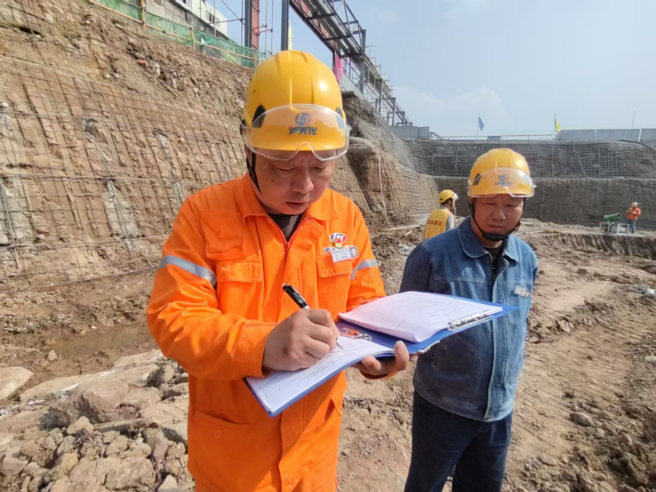 全力以赴搞建设 方圆之间显担当(图4) 全力以赴搞建设 方圆之间显担当(图4)