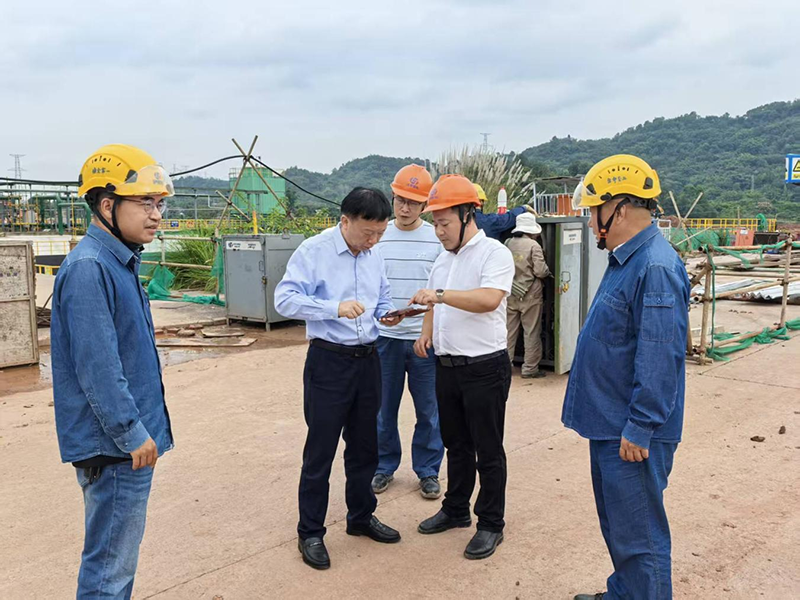 傅利才、郭春建到化工园区项目现场开展节前安全检查(图4) 傅利才、郭春建到化工园区项目现场开展节前安全检查(图4)